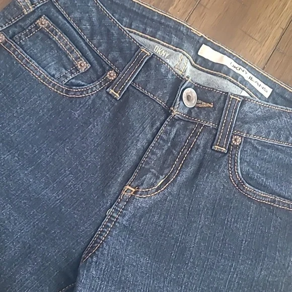 DKNY Dark Wash Bootcut Jeans Size 2R - Picture 2 of 6